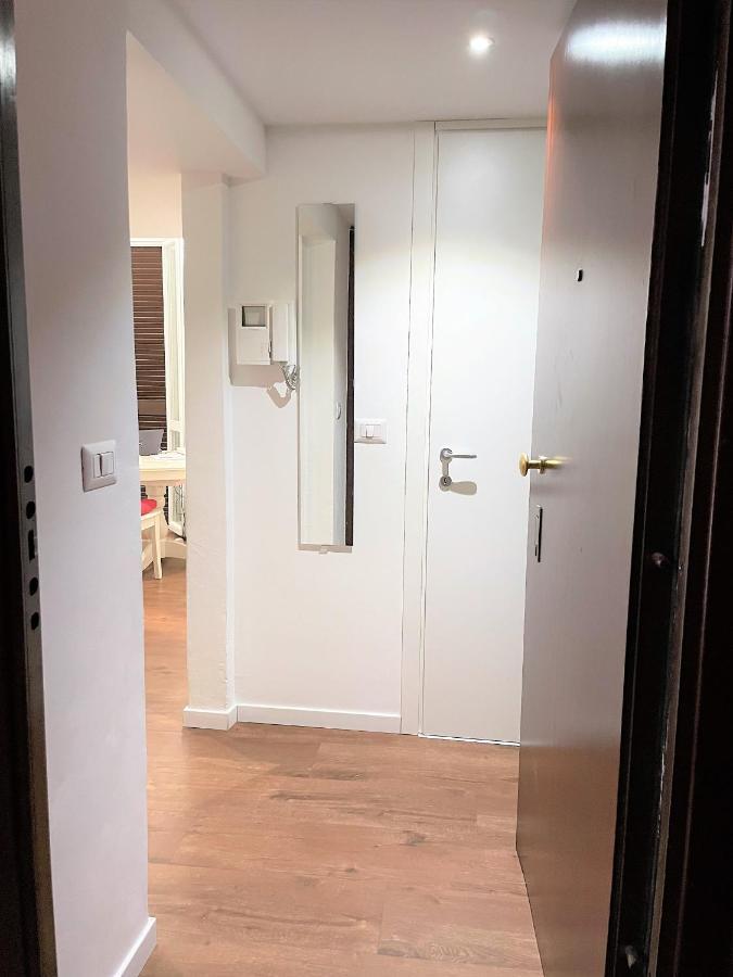 White Flat Puglie Apartment Milan Luaran gambar